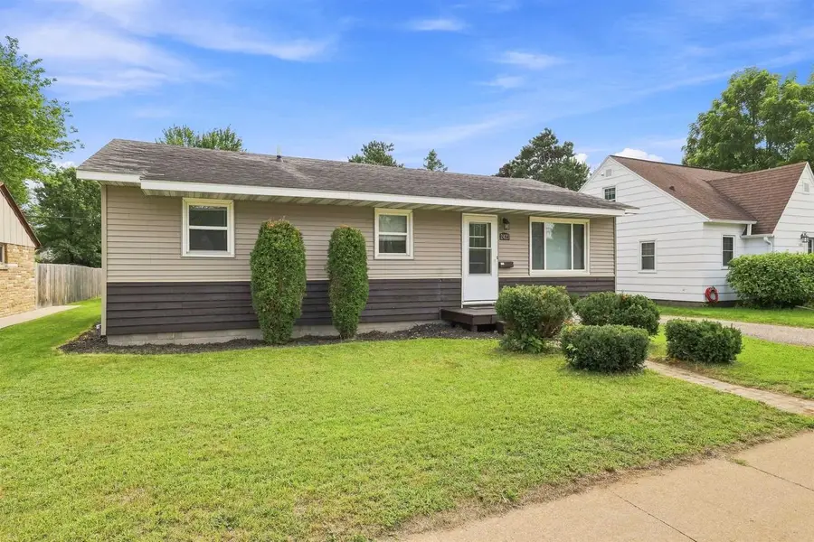 2423 STANLEY STREET, Stevens Point, WI 54481 - #2