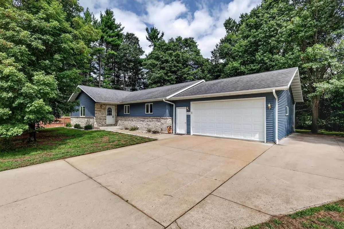 2431 77TH STREET SOUTH, Wisconsin Rapids, WI 54494 - #1