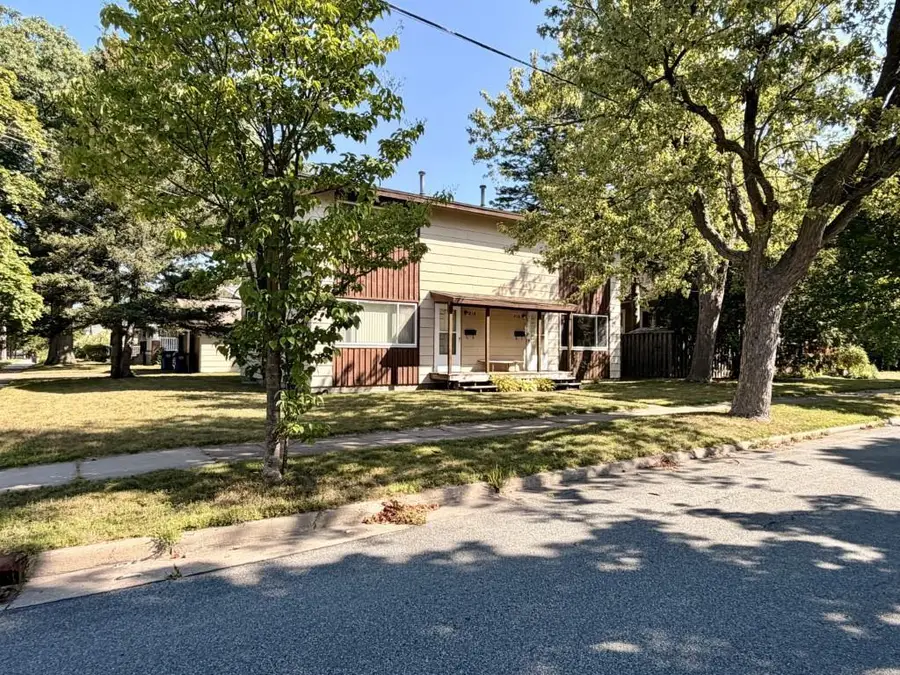 216-218 WESTON AVENUE, Wausau, WI 54403 - #2