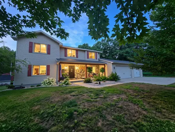 517 REGAL FOREST TRAIL, Nekoosa, WI 54457