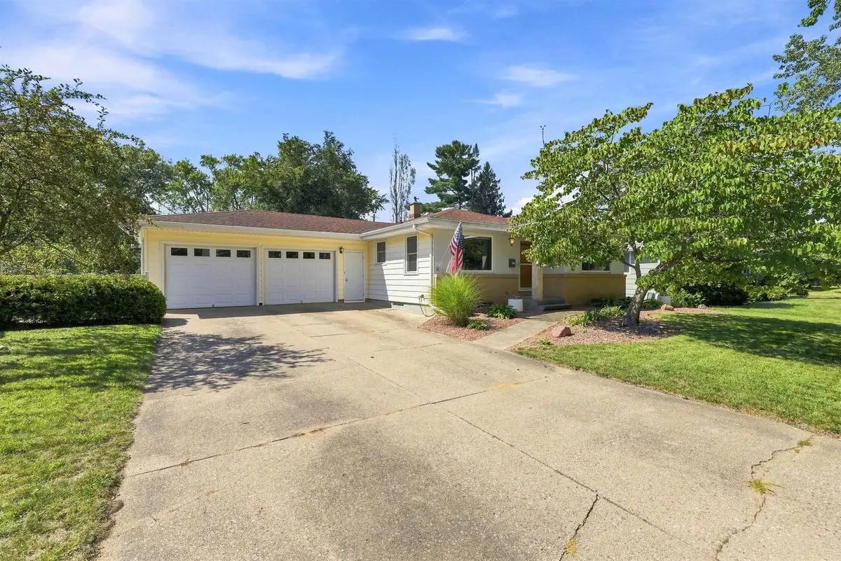 716 SOO MARIE AVENUE, Stevens Point, WI 54481 - #1