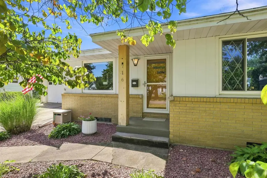 716 SOO MARIE AVENUE, Stevens Point, WI 54481 - #2