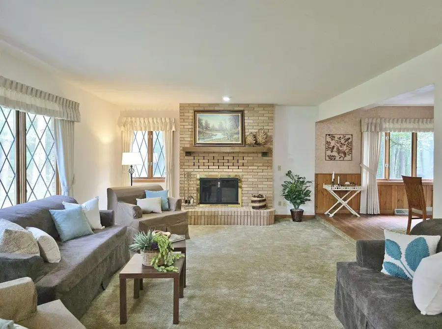 4470 COOLIDGE AVENUE, Plover, WI 54467 - #3