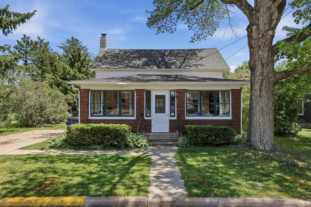 338 N MAIN STREET, Amherst, WI 54406 - #1