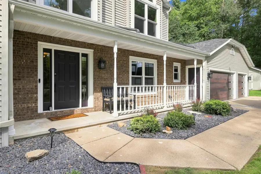 E2038 KENWOOD DRIVE, Iola, WI 54945 - #3