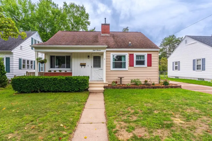 813 ROSS AVENUE, Wausau, WI 54403 - #2