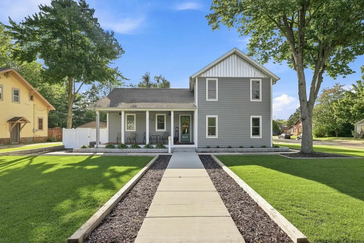 1600 MICHIGAN AVENUE, Stevens Point, WI 54481 - #1