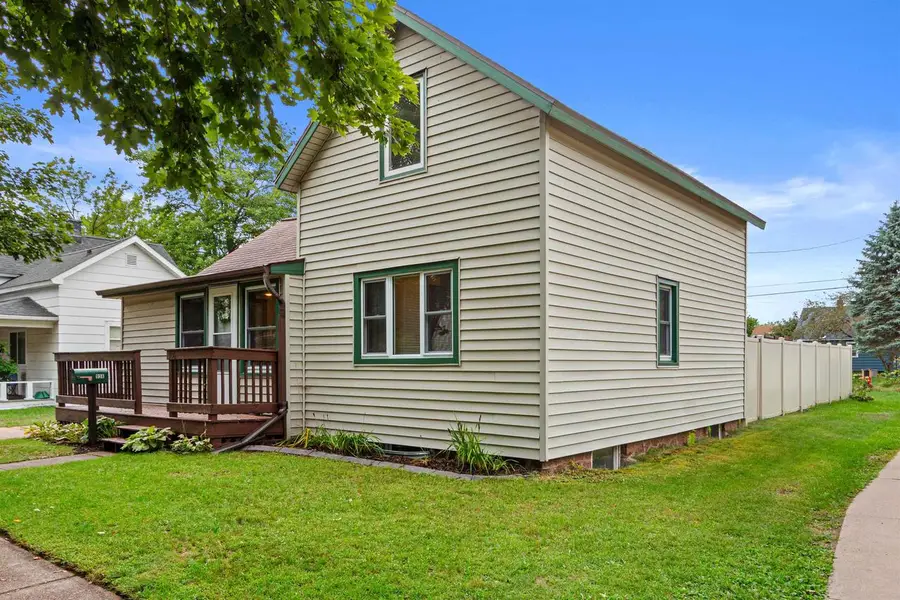 936 S 6TH AVENUE, Wausau, WI 54401 - #2