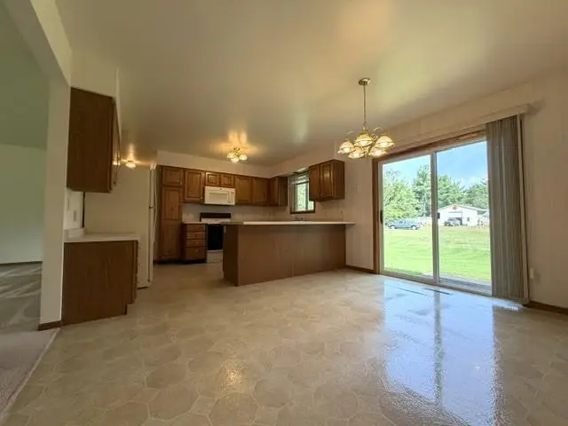 2600 RAINBOW DRIVE, Plover, WI 54467 - #3
