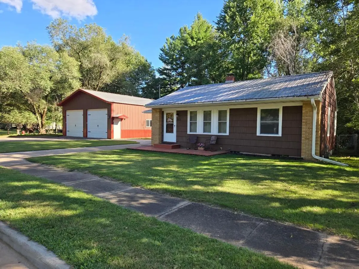 933 W 3RD STREET, Nekoosa, WI 54457 - #1