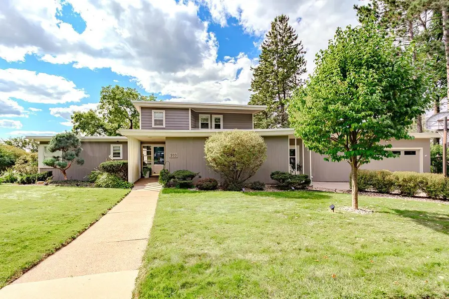 910 N 13TH STREET, Wausau, WI 54403 - #3