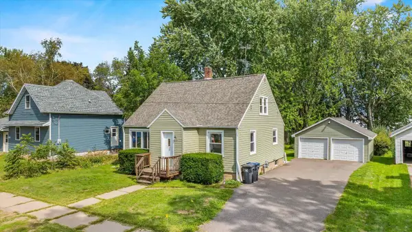 1501 S CHERRY AVENUE, Marshfield, WI 54449