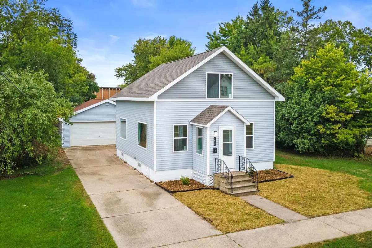 131 12TH STREET NORTH, Wisconsin Rapids, WI 54494 - #1
