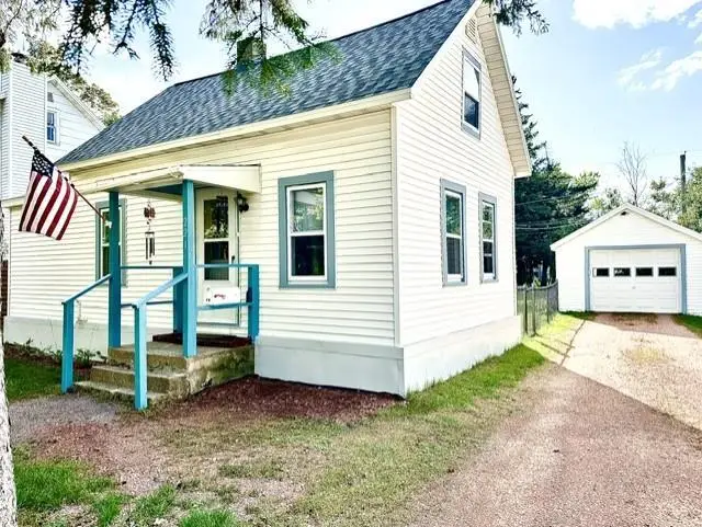 221 17TH STREET NORTH, Wisconsin Rapids, WI 54594 - #1