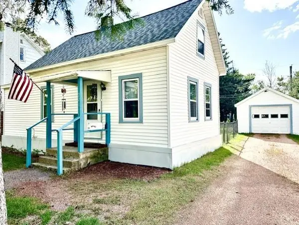 221 17TH STREET NORTH, Wisconsin Rapids, WI 54594