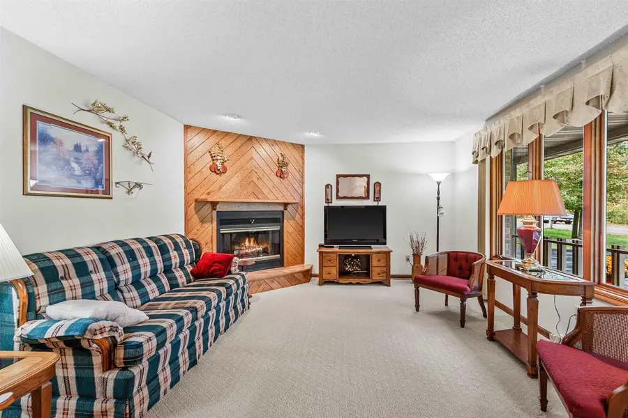 512 AUTUMN COURT, Stevens Point, WI 54481 - #2