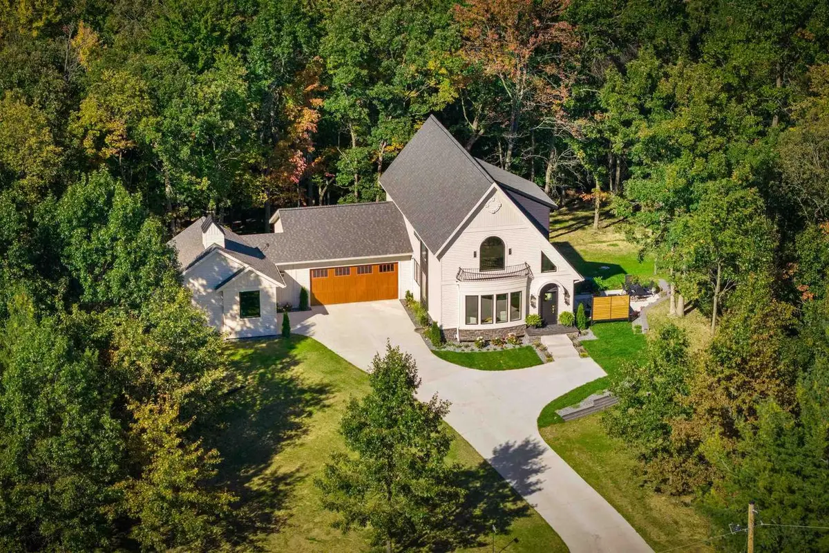 10218 YELLOW BRICK ROAD, Amherst, WI 54406 - #1