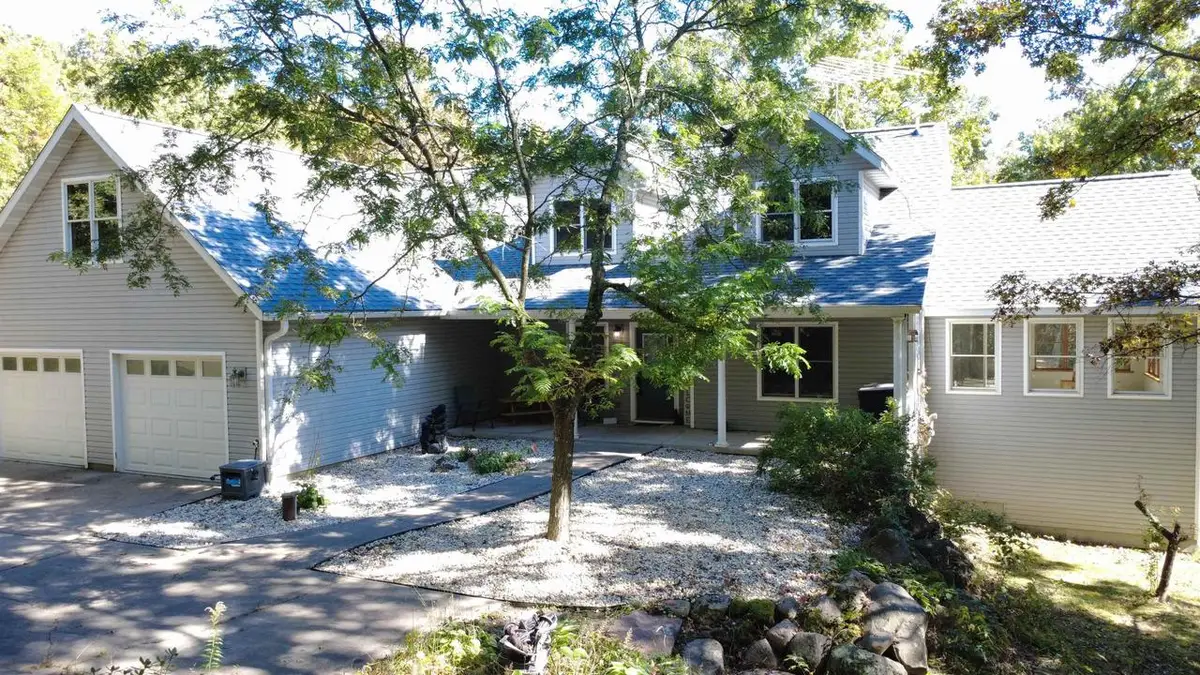 3726 FOREST DRIVE, Amherst Junction, WI 54407 - #1