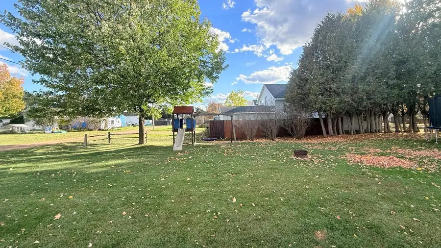 209 N PINE STREET, Merrill, WI 54452 - #2