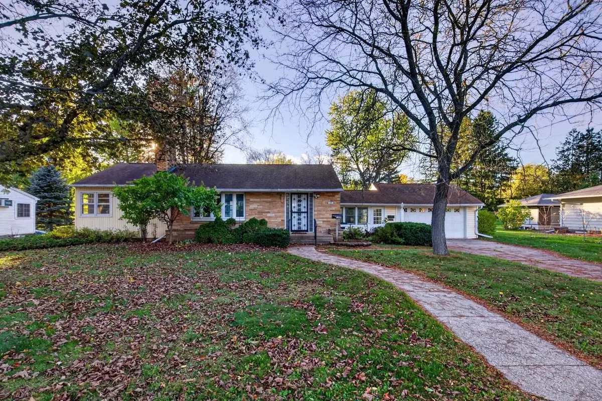 1430 WOODBINE STREET, Wisconsin Rapids, WI 54495 - #1