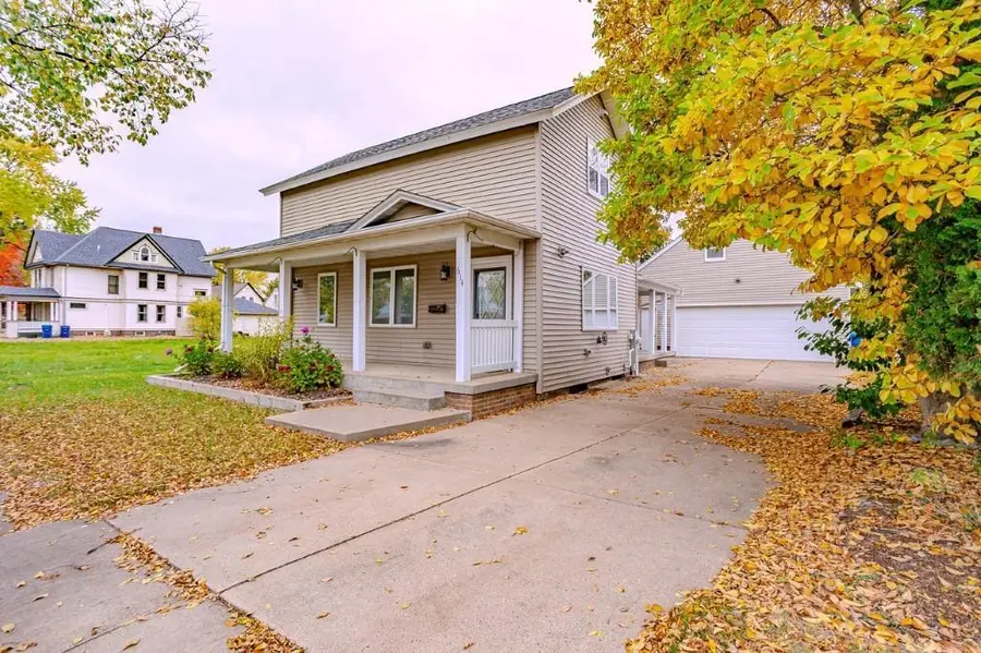 614 E UNION AVENUE, Wausau, WI 54403 - #3