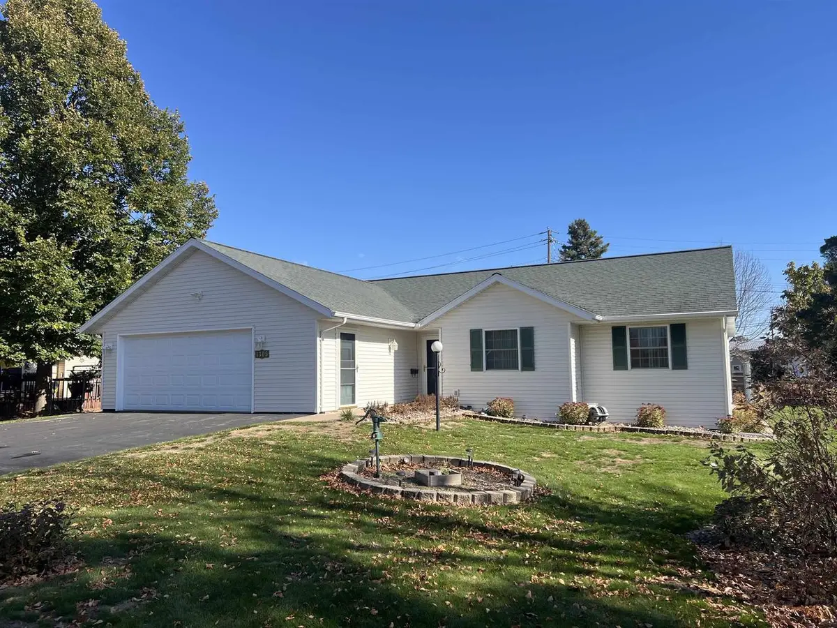 1305 S 12TH AVENUE, Wausau, WI 54401 - #1