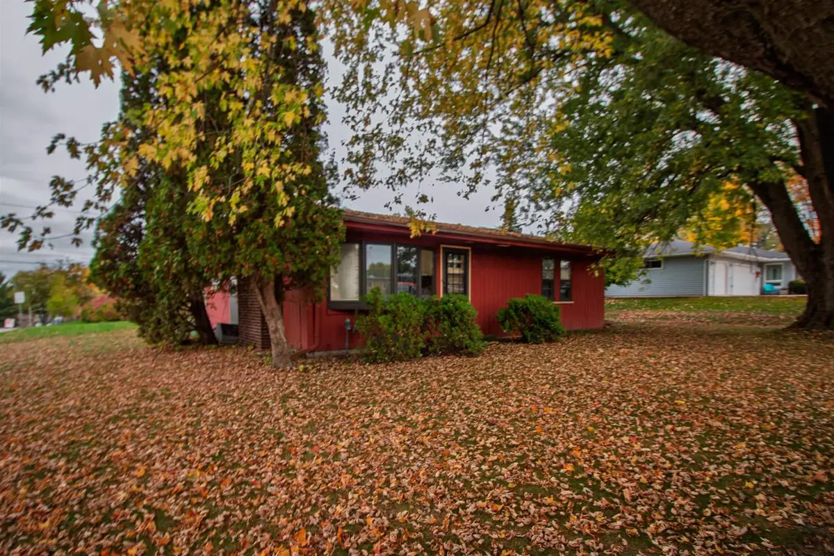 325 SUNSET PLACE, Neillsville, WI 54456 - #1