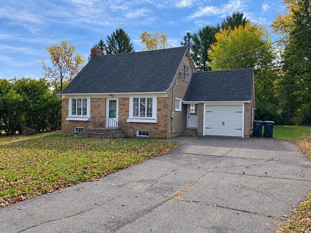 800 W 4TH STREET, Marshfield, WI 54449 - #1