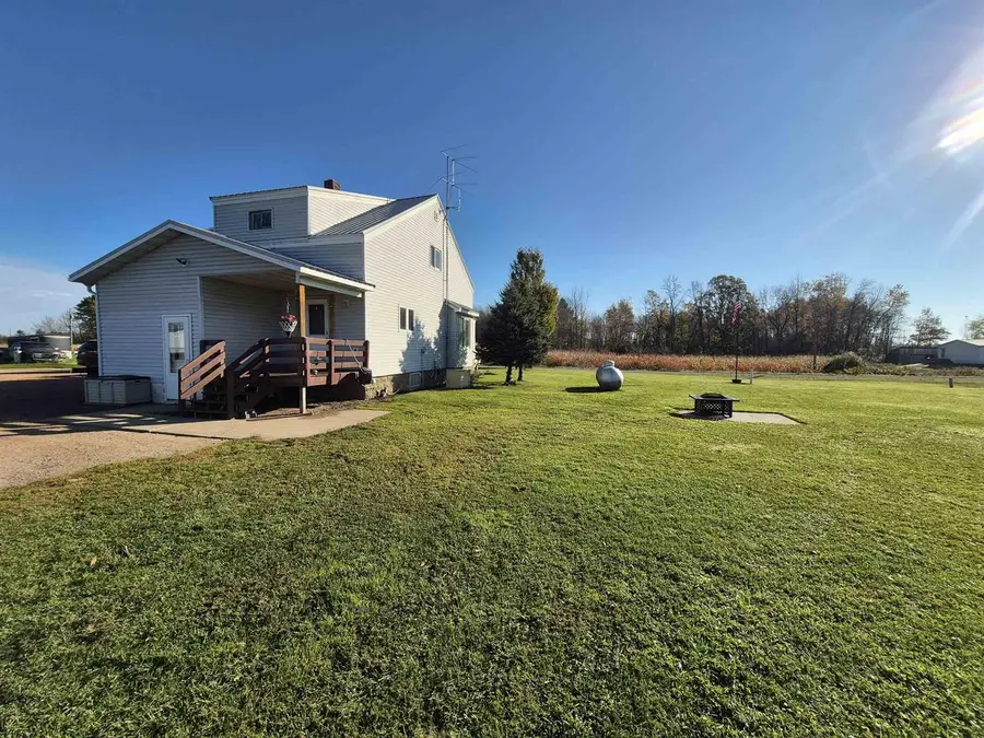 4561 N HIRT LANE, Tigerton, WI 54486 - #3