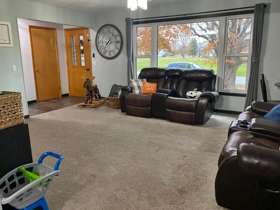 804 S HEMLOCK AVENUE, Marshfield, WI 54449 - #3