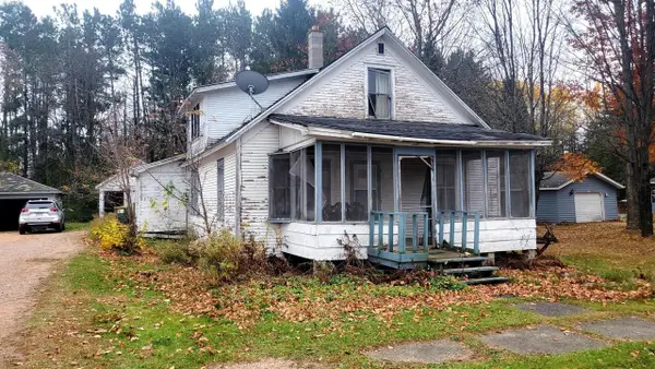 745 CENTER STREET, White Lake, WI 54491
