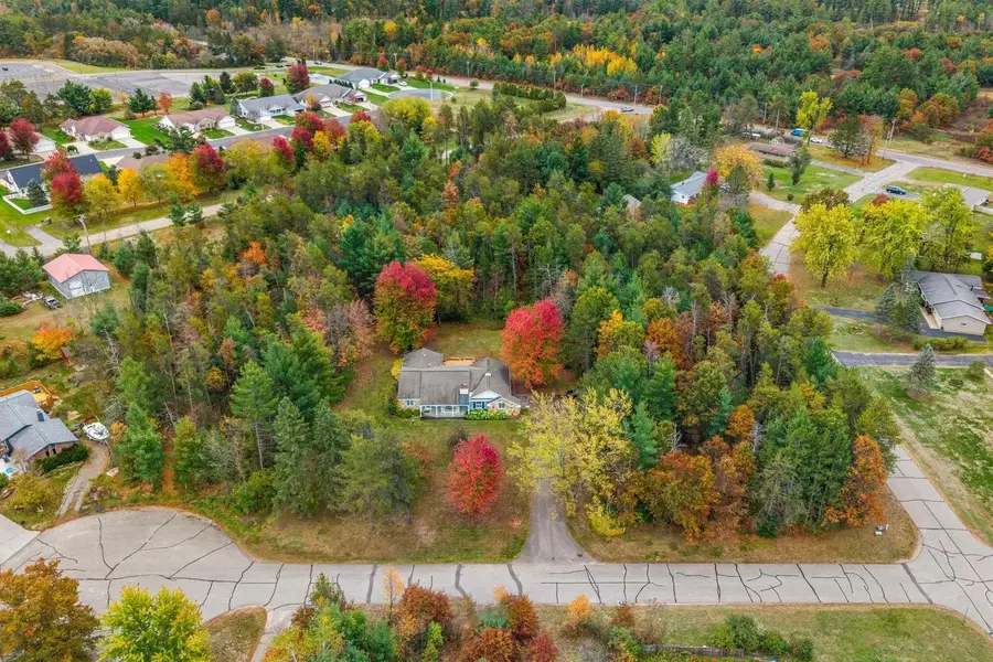 1820 BOB-O-LINK CIRCLE, Wisconsin Rapids, WI 54494 - #2