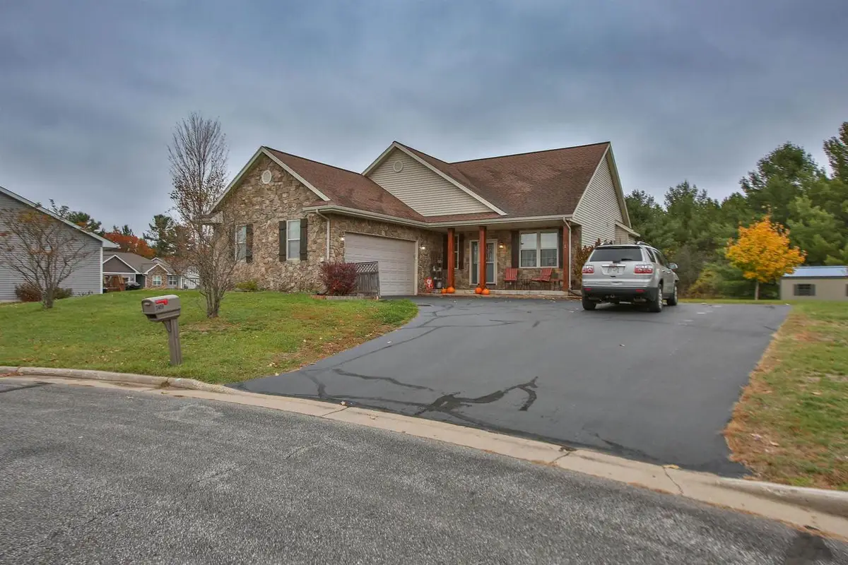 7406 COMPASS CIRCLE, Weston, WI 54476 - #1