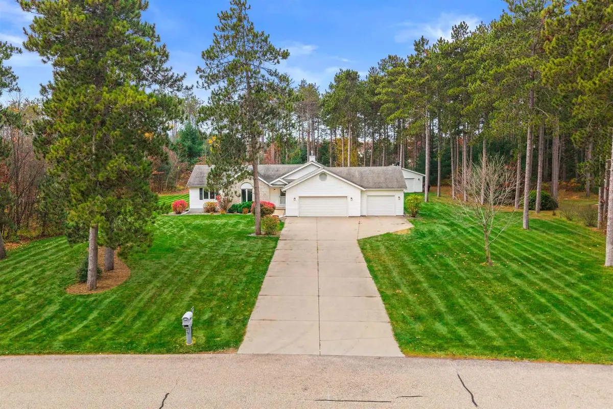 1564 S PONDEROSA DRIVE, Stevens Point, WI 54482 - #1