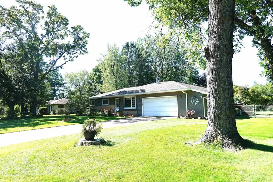 2323 LOCUST STREET, Stevens Point, WI 54481 - #3
