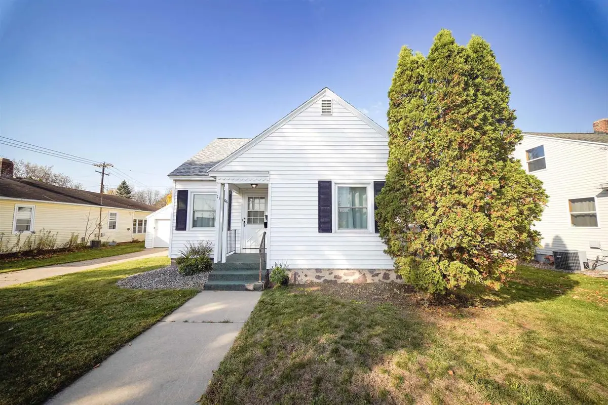 1106 N 5TH AVENUE, Wausau, WI 54401 - #1