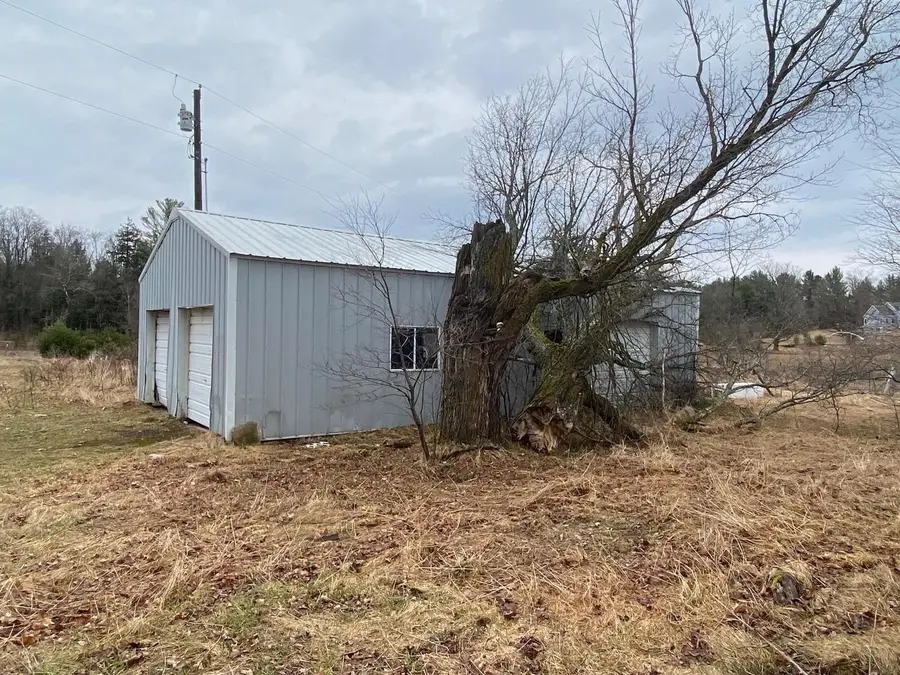 186 ABRAHAMS ROAD, Skandia, MI 49885 - Image #3