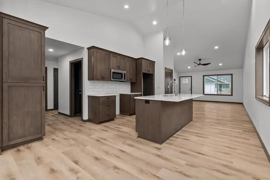 505 FOUNDERS WAY, Little Chute, WI 54140 - Image #3