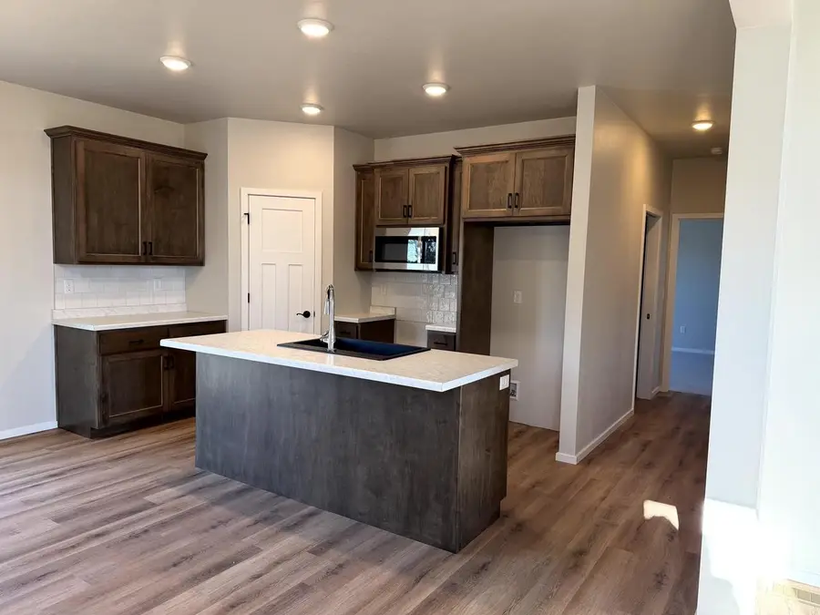 N9315 GEMSTONE COURT, Appleton, WI 54915 - Image #2