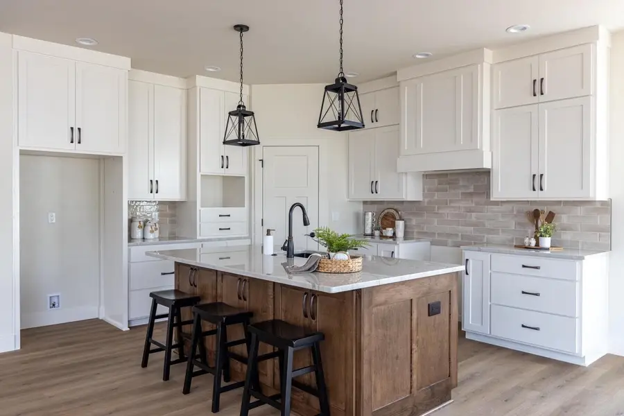 N9053 SOUTHTOWNE DRIVE, Menasha, WI 54952 - Image #2