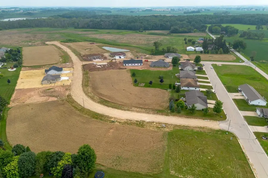 516 RUSTIC RIDGE DRIVE, Brillion, WI 54110 - Image #3