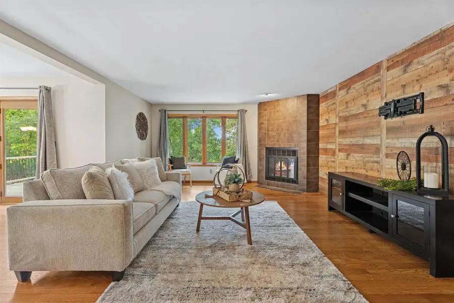 1505 N BAY HIGHLANDS DRIVE, Green Bay, WI 54311 - Image #2