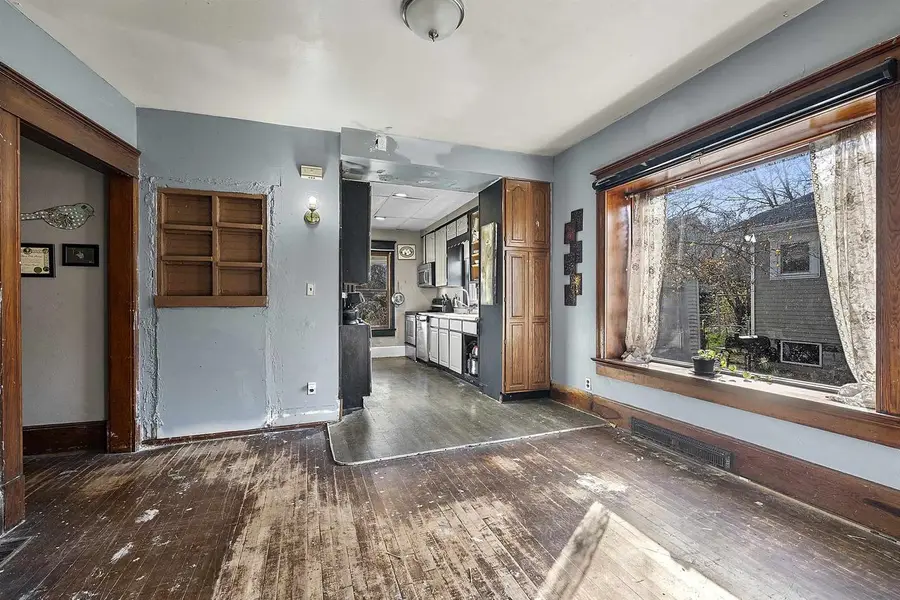 329 S CLAY STREET, Green Bay, WI 54301 - Image #3