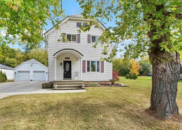 6781 DEUSTER STREET, Greenleaf, WI 54126