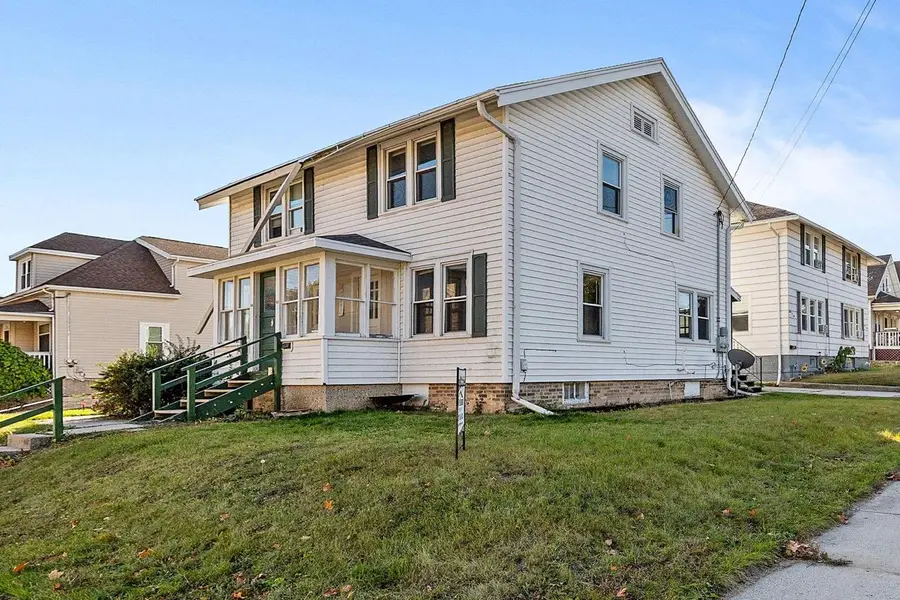 1521 HAMILTON STREET, Manitowoc, WI 54220 - Image #2