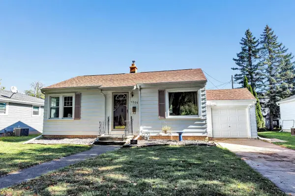 1205 NICOLET AVENUE, Green Bay, WI 54304