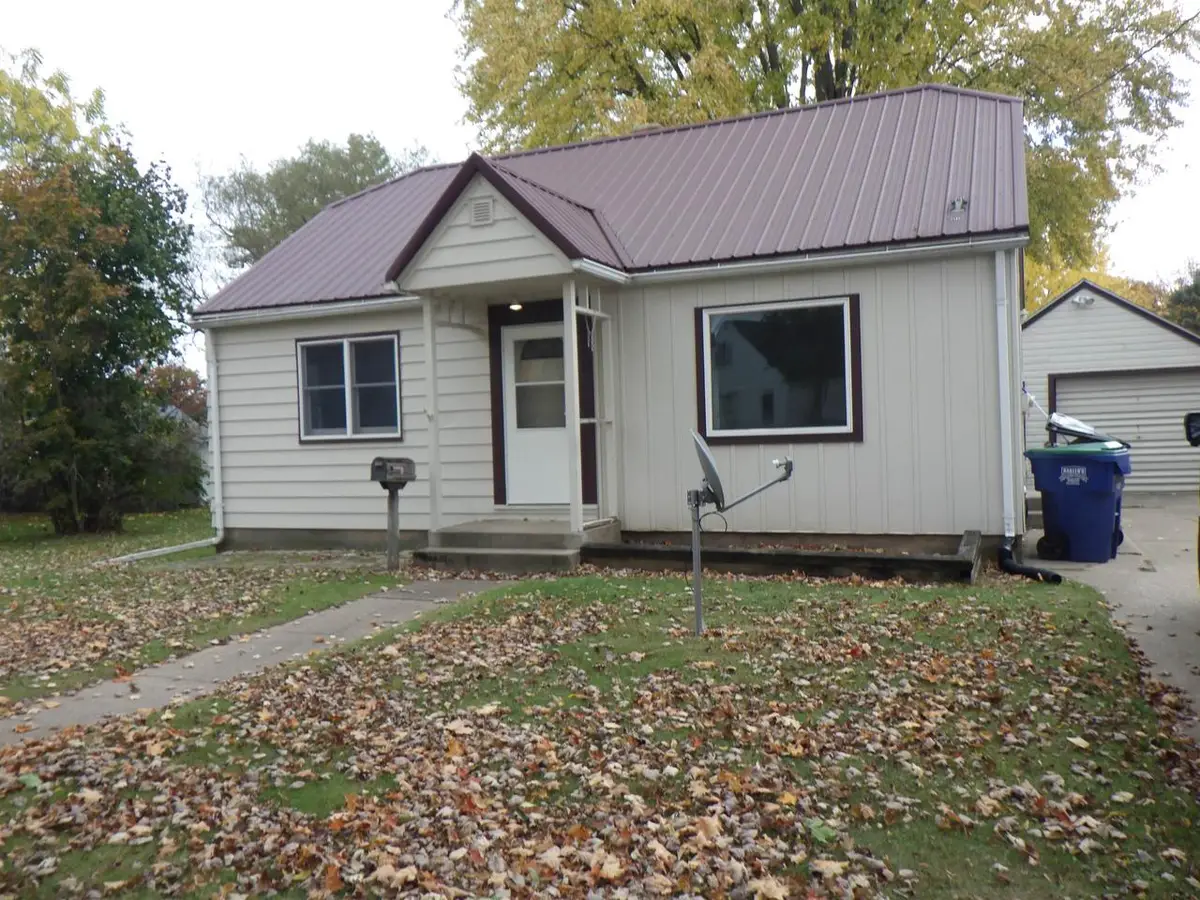 136 GARFIELD AVENUE, Clintonville, WI 54929 - Image #1