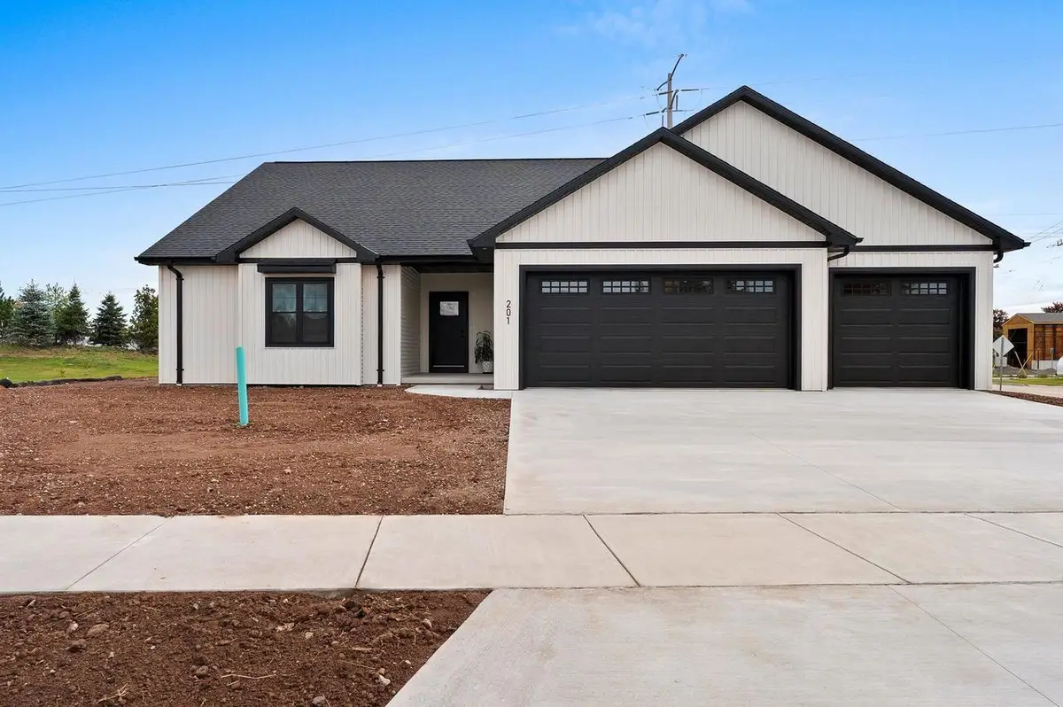 201 RIVERS EDGE DRIVE, Kimberly, WI 54136 - Image #1