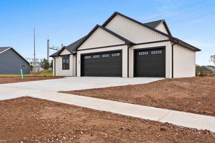 201 RIVERS EDGE DRIVE, Kimberly, WI 54136 - Image #2