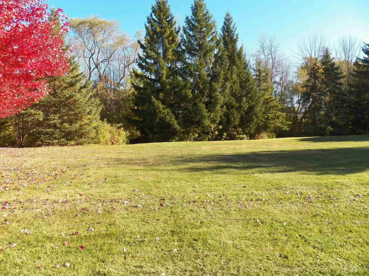 205 W HAVEN COURT, Luxemburg, WI 54217 - Image #1